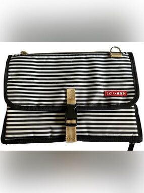 Skip Hop Portable Baby Changing Pad Diaper Clutch Black Stripe